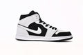Air Jordan 1 Mid White Black Reps Sneaker 554724-113