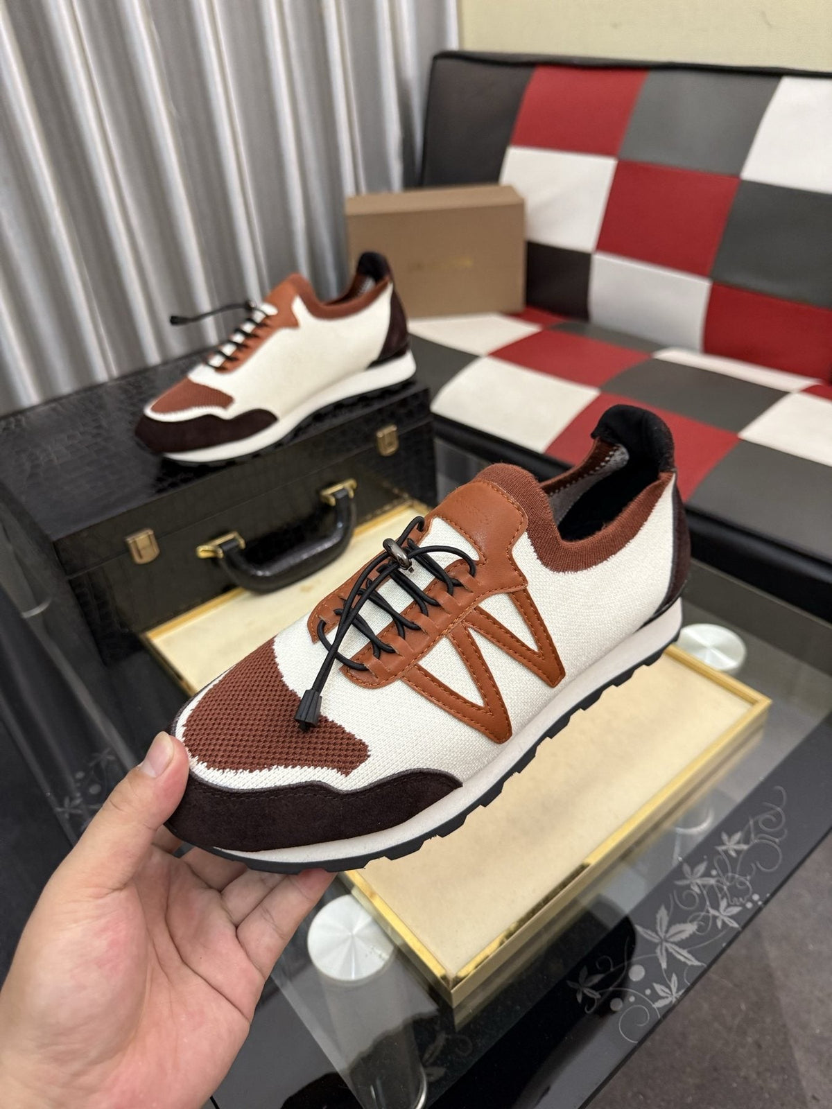 Louis Vuitton Men's Cream Brown Low-Top Sneakers